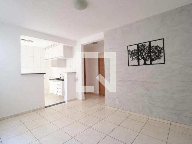 Apartamento aluguel em Cond. Res. Jardim Holanda III, Uberlândia