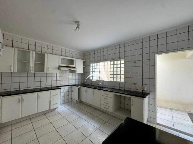 Apartamento aluguel em Jardim Holanda, Uberlândia