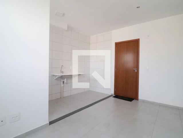 Apartamento aluguel em Luizote de Freitas, Uberlândia