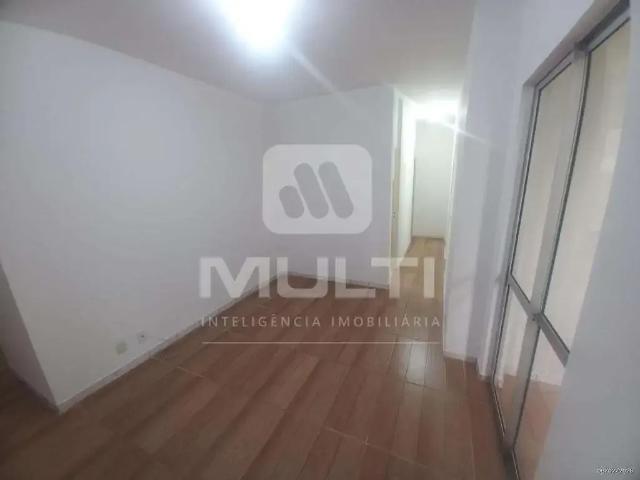 Apartamento aluguel em Jardim Patrícia, Uberlândia