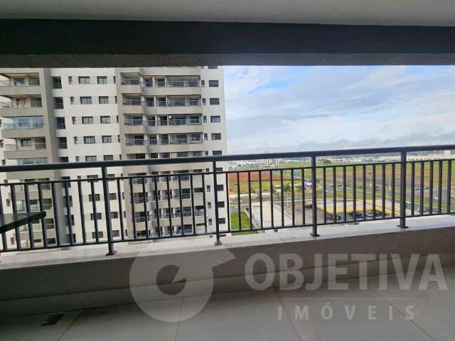Apartamento aluguel em Jardim Holanda, Uberlândia