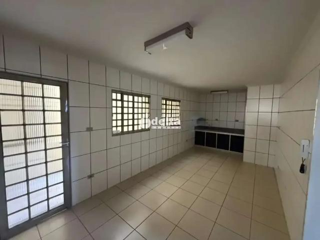 Apartamento aluguel em Região Geográfica Imediata de Uberlândia, Oliveira Fortes