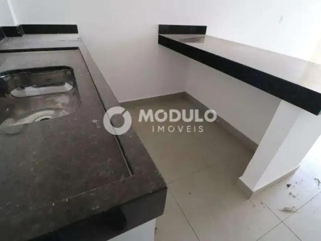Apartamento aluguel em Novo Mundo, Uberlândia