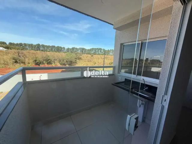 Apartamento aluguel em Novo Mundo, Uberlândia