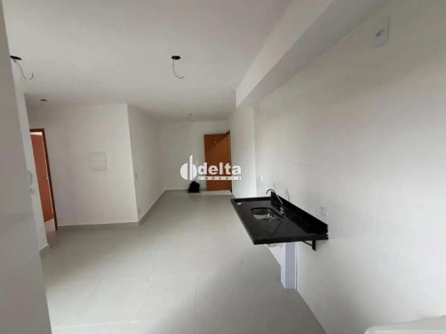 Apartamento aluguel em Novo Mundo, Uberlândia