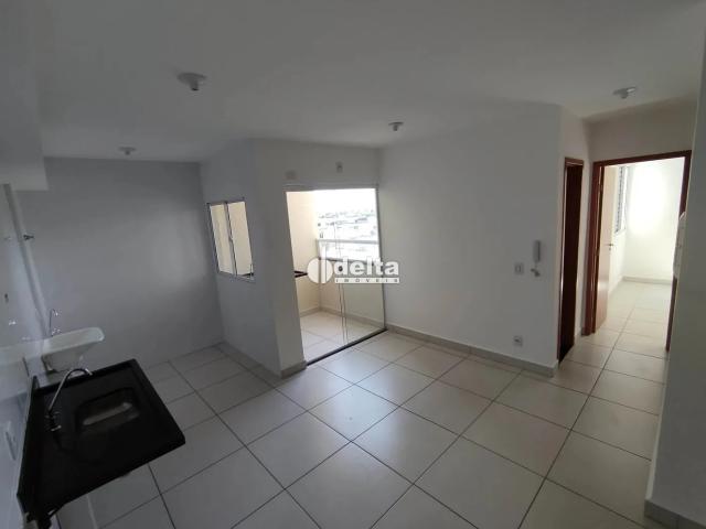 Apartamento aluguel em Novo Mundo, Uberlândia