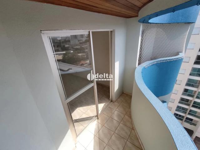 Apartamento aluguel em Condomínio Residencial Crosara, Uberlândia