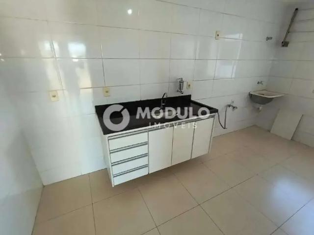 Apartamento aluguel em Região Geográfica Imediata de Uberlândia, Oliveira Fortes