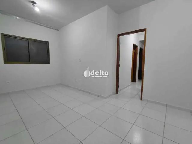 Apartamento aluguel em Região Geográfica Imediata de Uberlândia, Oliveira Fortes