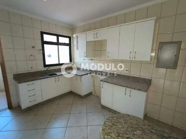 Apartamento aluguel em Região Geográfica Imediata de Uberlândia, Oliveira Fortes