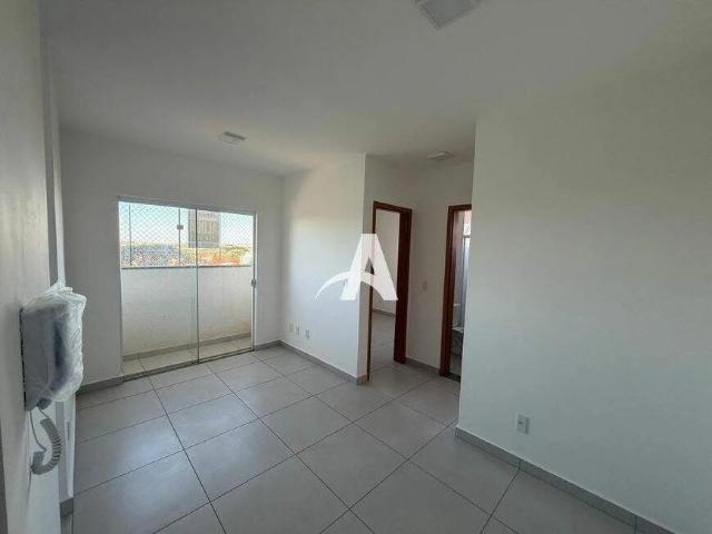 Apartamento aluguel em Segismundo Pereira, Uberlândia