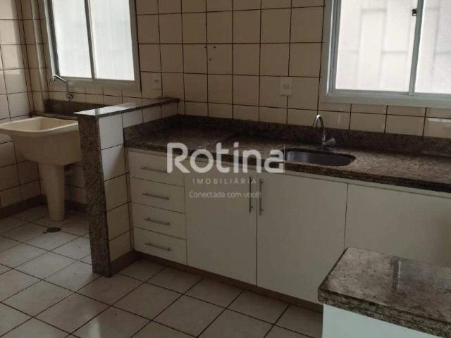 Apartamento aluguel em Segismundo Pereira, Uberlândia