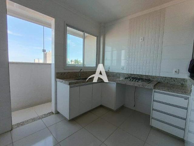Apartamento aluguel em Segismundo Pereira, Uberlândia