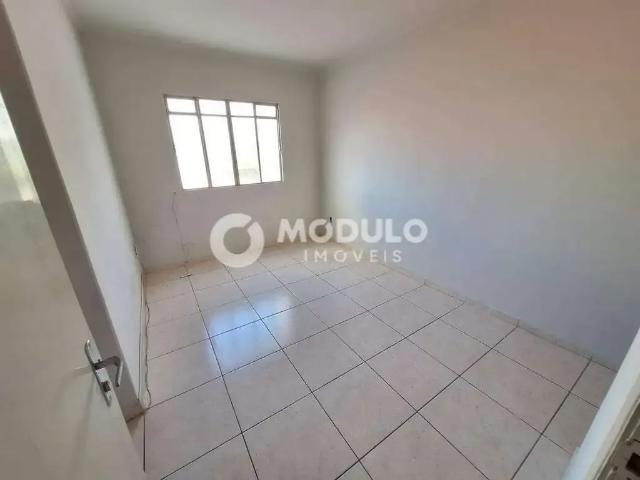 Apartamento aluguel em Região Geográfica Imediata de Uberlândia, Oliveira Fortes