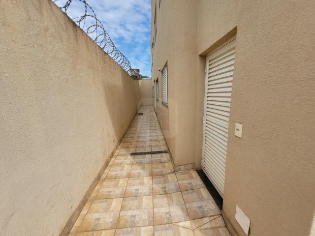 Apartamento aluguel em Região Geográfica Imediata de Uberlândia, Oliveira Fortes