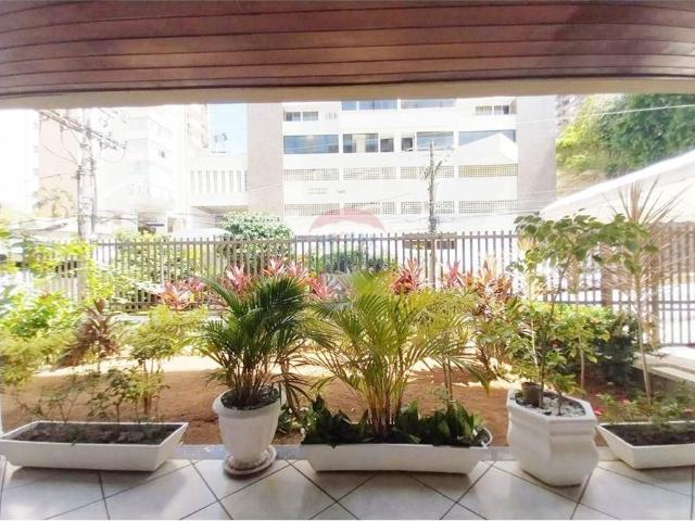 Apartamento aluguel em Região Geográfica Imediata de Salvador, Região Metropolitana de Salvador
