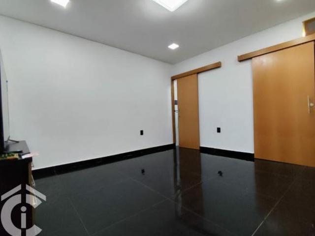 Apartamento venda em Vila Sá Barbosa, São Paulo