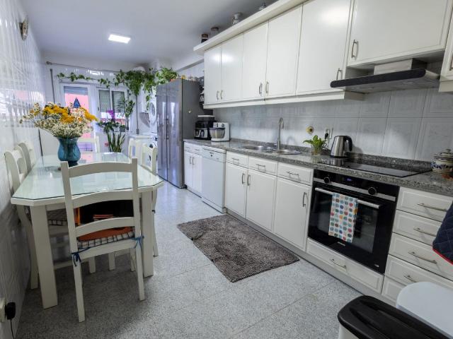 Apartamento venda em Vila Boa, Arcozelo