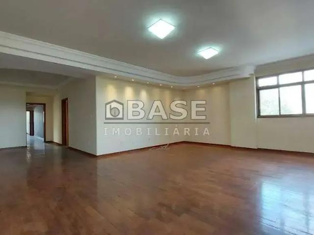 Apartamento venda em Região Geográfica Imediata de Uberlândia, Araguari