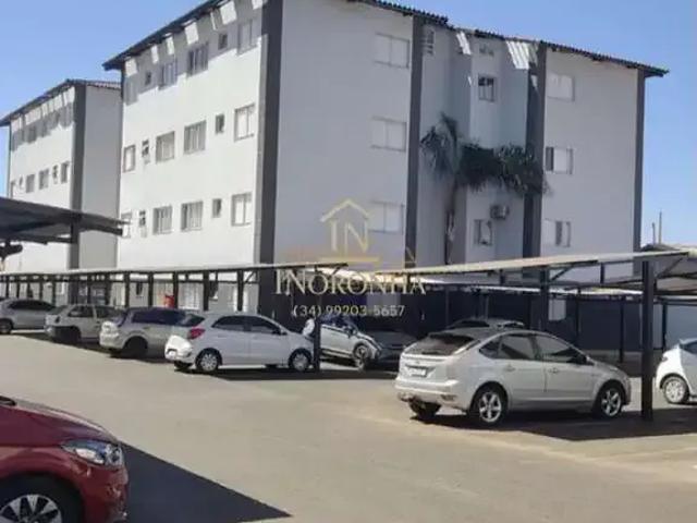 Apartamento venda em Região Geográfica Imediata de Uberlândia, Araguari