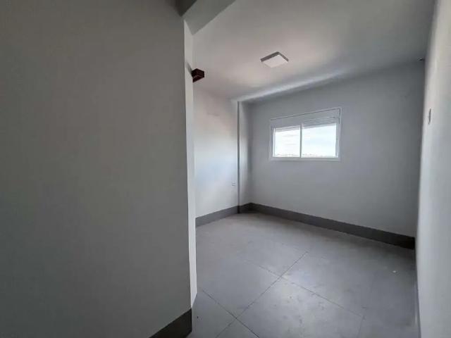 Apartamento venda em Região Imediata de Assis, Assis