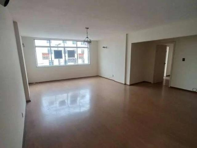 Apartamento venda em Região Geográfica Imediata de Barbacena, Barbacena
