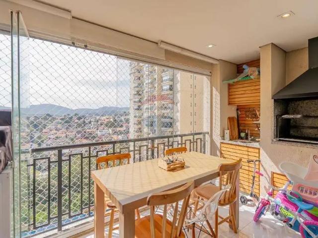 Apartamento venda em Região Imediata de São Paulo, Região Metropolitana de São Paulo