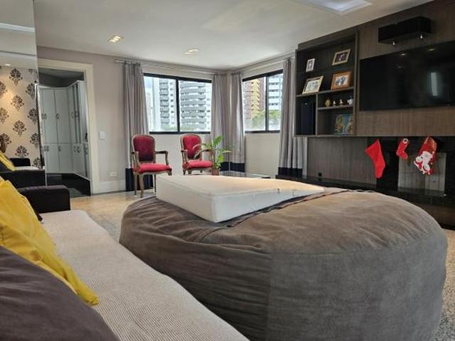 Apartamento venda em Água Verde, Curitiba