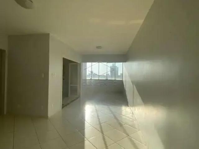 Apartamento venda em Região Imediata de Bauru, Bauru