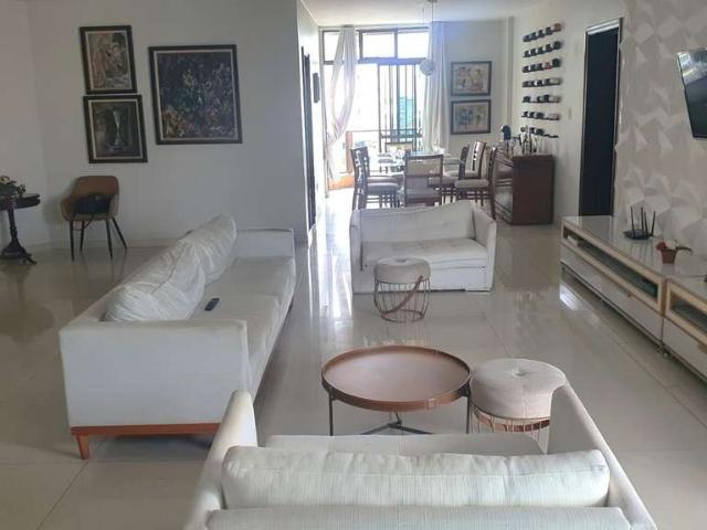 Apartamento venda em Região Geográfica Imediata de Belém, Belém