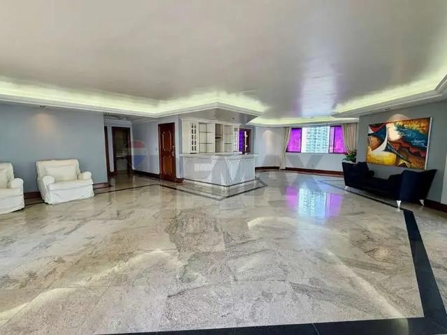 Apartamento venda em Região Geográfica Imediata de Belém, Belém