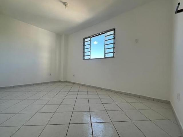 Apartamento venda em Região Geográfica Imediata do Distrito Federal, Região Integrada de Desenvolvimento do Distrito Federal e Entorno