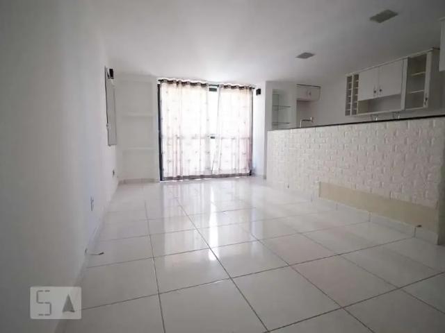 Apartamento venda em Região Geográfica Imediata do Distrito Federal, Região Integrada de Desenvolvimento do Distrito Federal e Entorno