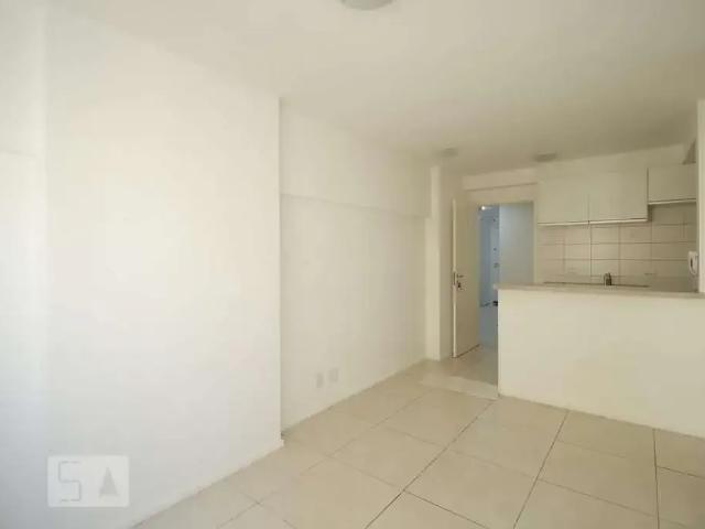 Apartamento venda em Região Geográfica Imediata do Distrito Federal, Região Integrada de Desenvolvimento do Distrito Federal e Entorno