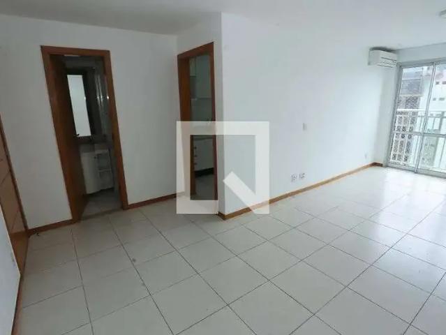Apartamento venda em Região Geográfica Imediata do Distrito Federal, Região Integrada de Desenvolvimento do Distrito Federal e Entorno