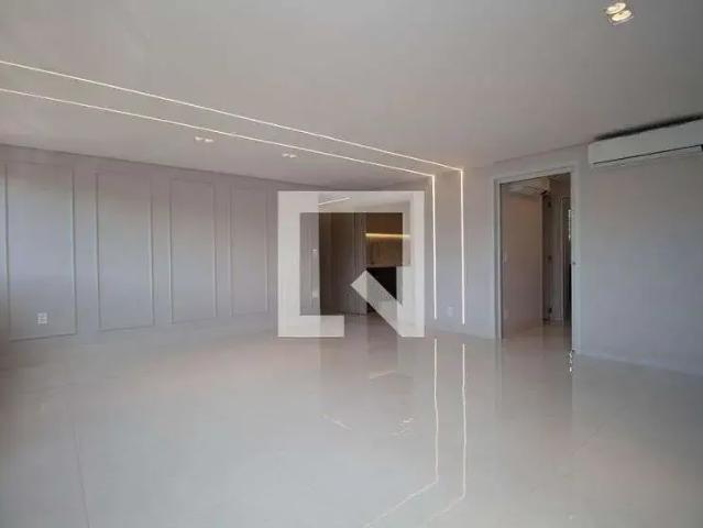 Apartamento venda em Região Geográfica Imediata do Distrito Federal, Região Integrada de Desenvolvimento do Distrito Federal e Entorno
