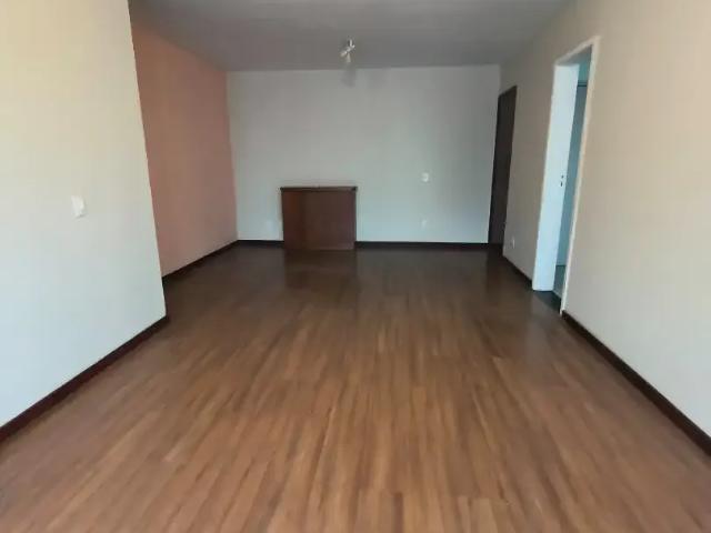 Apartamento venda em Região Geográfica Imediata do Distrito Federal, Região Integrada de Desenvolvimento do Distrito Federal e Entorno