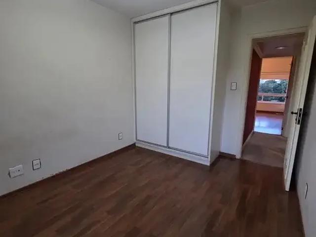 Apartamento venda em Região Geográfica Imediata do Distrito Federal, Região Integrada de Desenvolvimento do Distrito Federal e Entorno