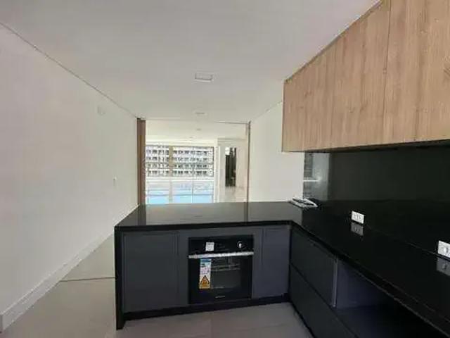 Apartamento venda em Região Geográfica Imediata do Distrito Federal, Região Integrada de Desenvolvimento do Distrito Federal e Entorno