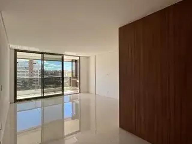 Apartamento venda em Região Geográfica Imediata do Distrito Federal, Região Integrada de Desenvolvimento do Distrito Federal e Entorno