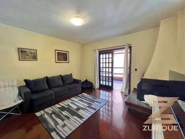 Apartamento venda em Campos do Jordão
