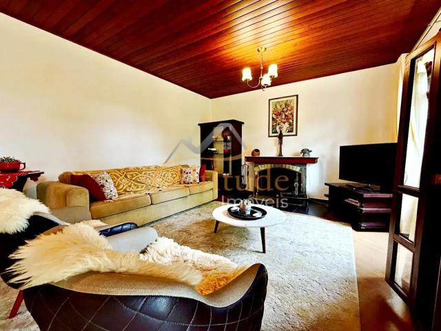 Apartamento venda em Campos do Jordão