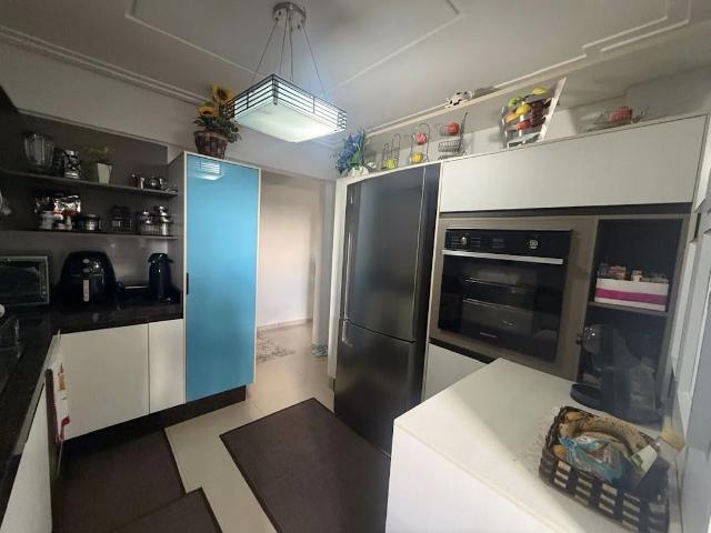 Apartamento venda em Cascavel, Região Geográfica Intermediária de Cascavel