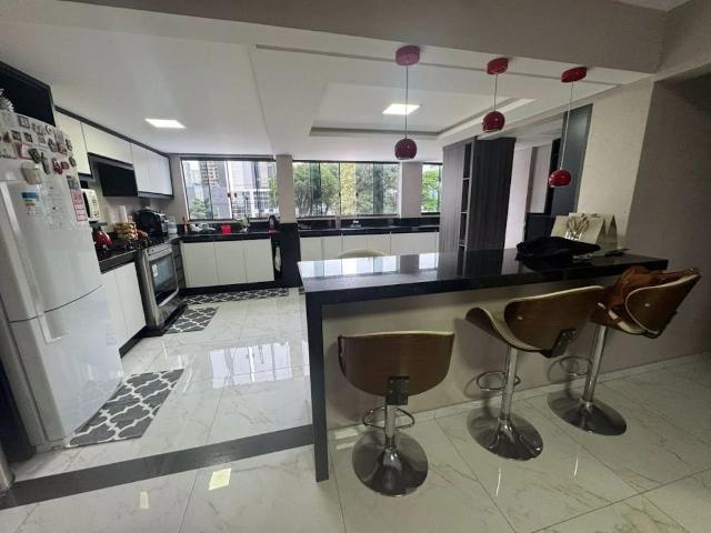 Apartamento venda em Cascavel, Região Geográfica Intermediária de Cascavel