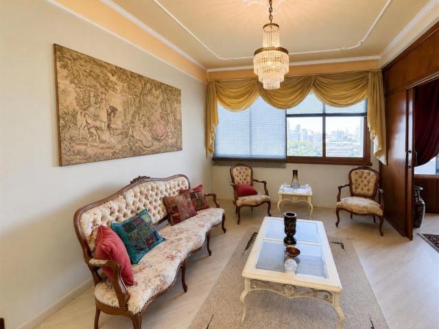 Apartamento venda em Caxias do Sul, Região Geográfica Intermediária de Caxias do Sul