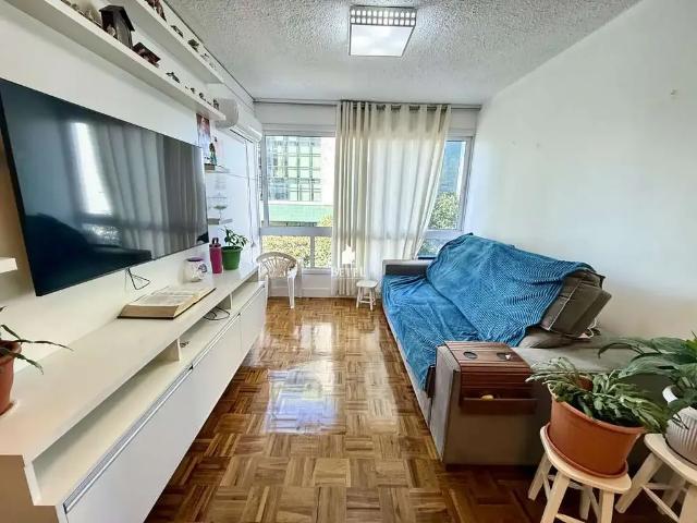 Apartamento venda em Caxias do Sul, Região Geográfica Intermediária de Caxias do Sul