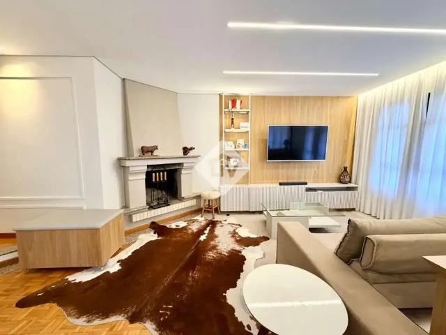 Apartamento venda em Caxias do Sul, Região Geográfica Intermediária de Caxias do Sul