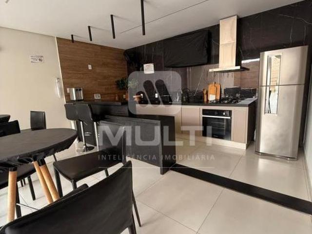 Apartamento venda em Região Geográfica Imediata de Uberlândia, Oliveira Fortes