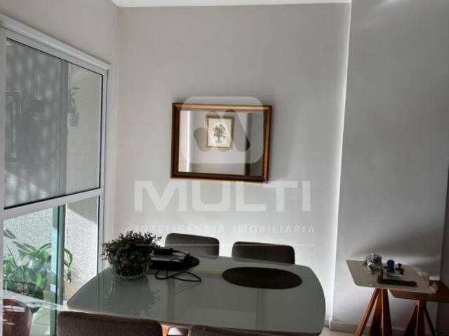 Apartamento venda em Região Geográfica Imediata de Uberlândia, Oliveira Fortes
