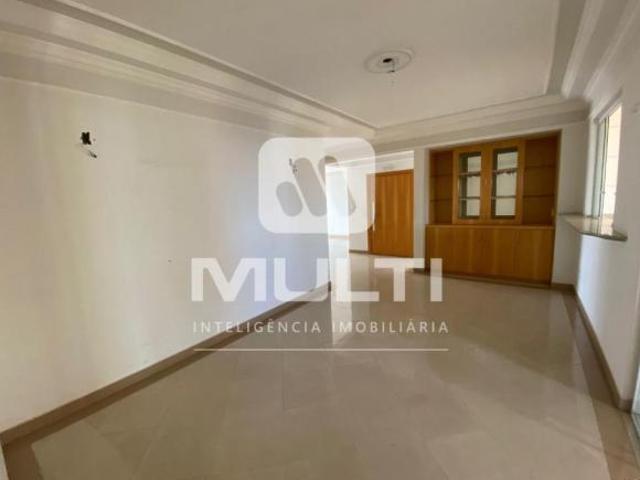 Apartamento venda em Setor Central, Uberlândia